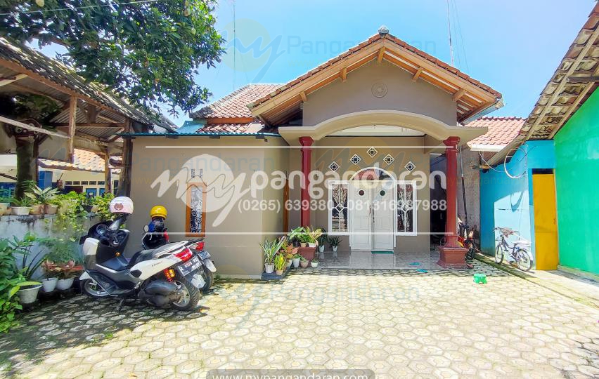  Tampilan depan Rumah Teh Hima Pangandaran